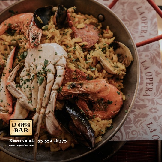 donde-comer-paella-cdmx-la-opera-bar